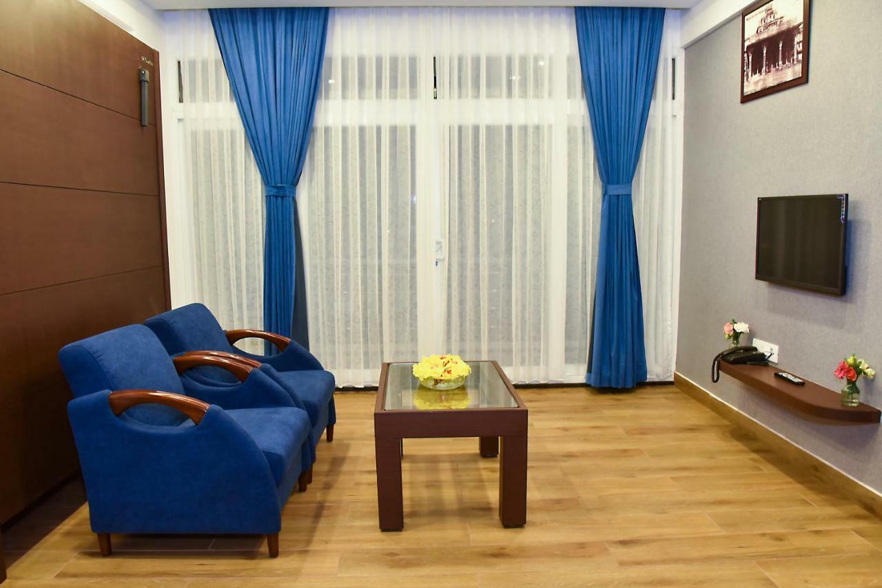 Silver Oak Hotel Mysore Exterior photo